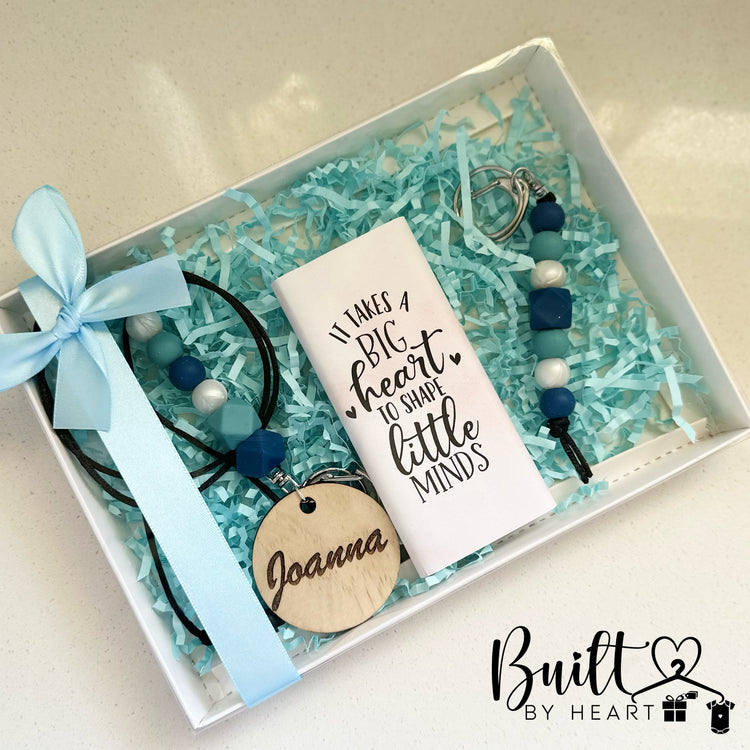 It takes a big heart to shape little minds gift box